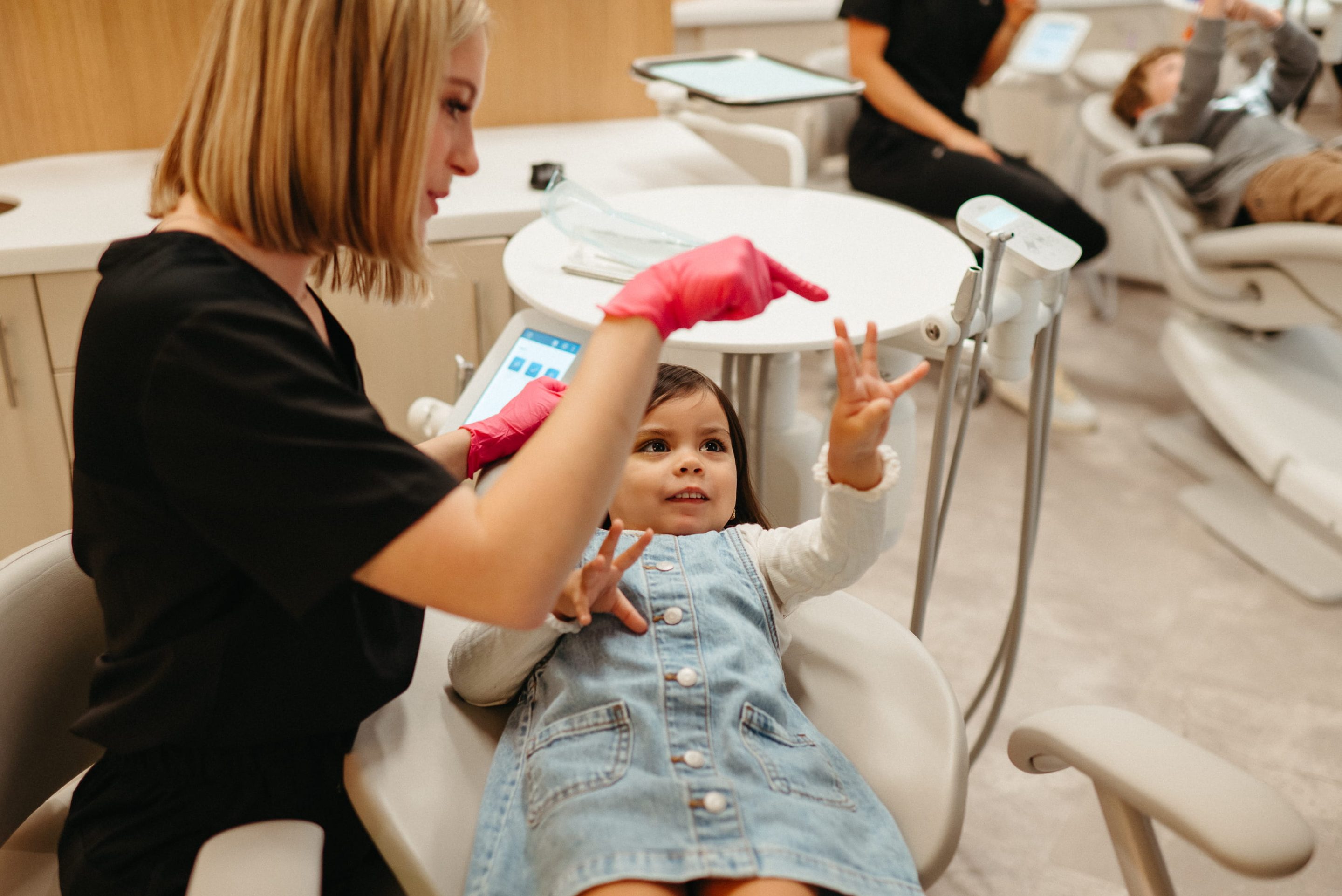 Dentist exam for kids in Kansas